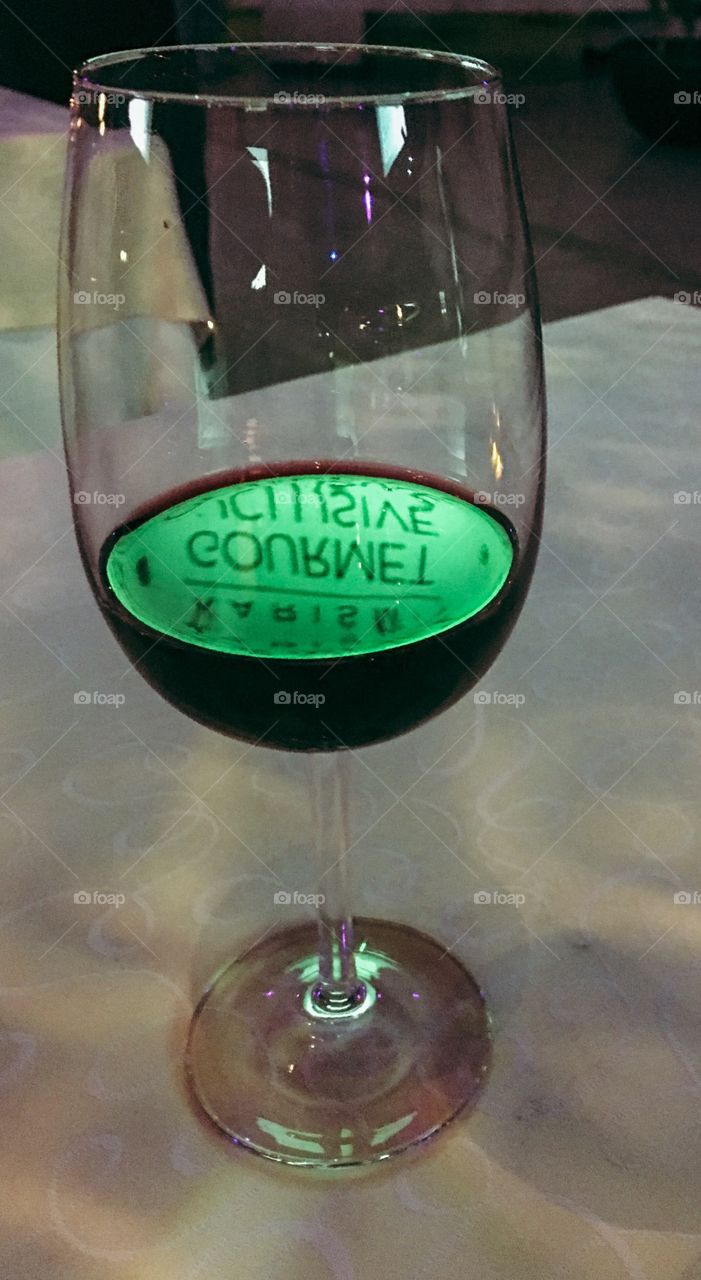 Reflection in Vino Tinta