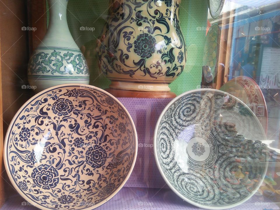 Craft product " pottery "