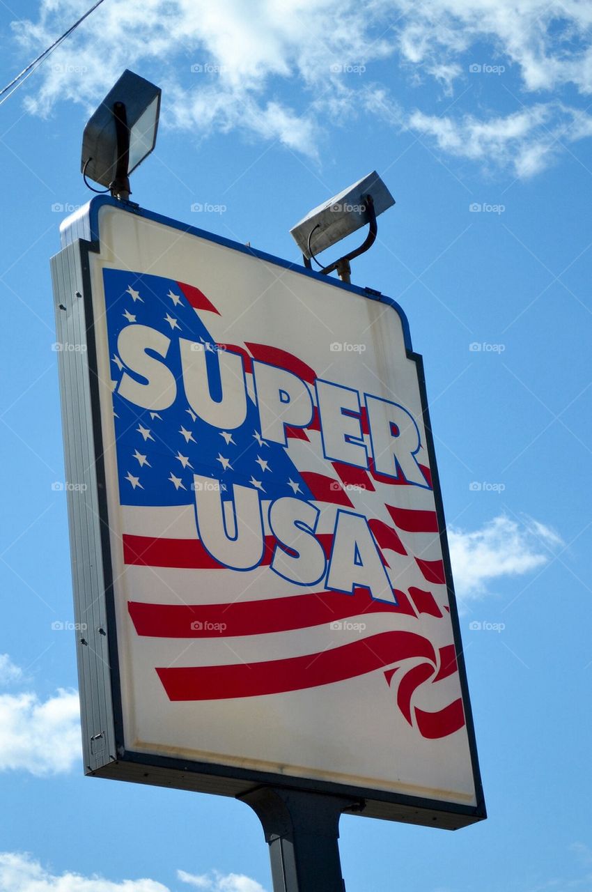 Super USA 