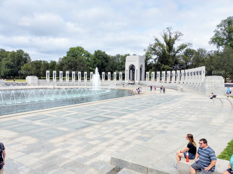 World war II memorial water feature in Washington DC