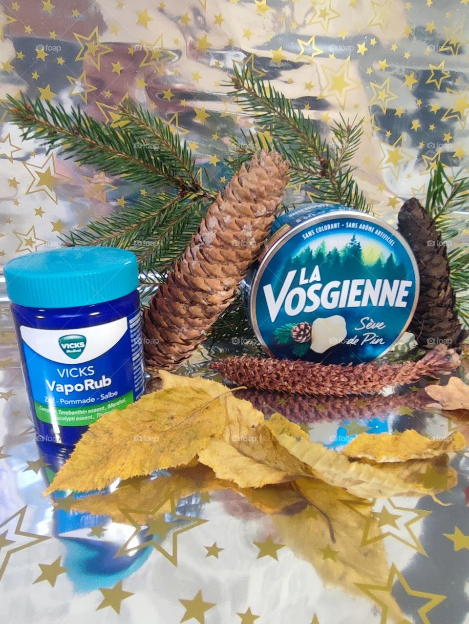candy la vosgienne ,  jar of vicks vaporub 
￼