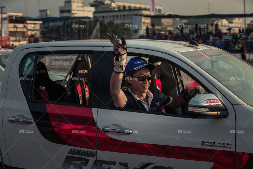 Toyota hilux revo driver drift show 