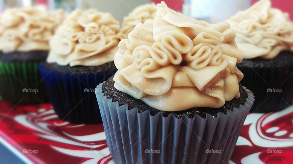 chocolate cupcake with peanut butter buttercream icing
