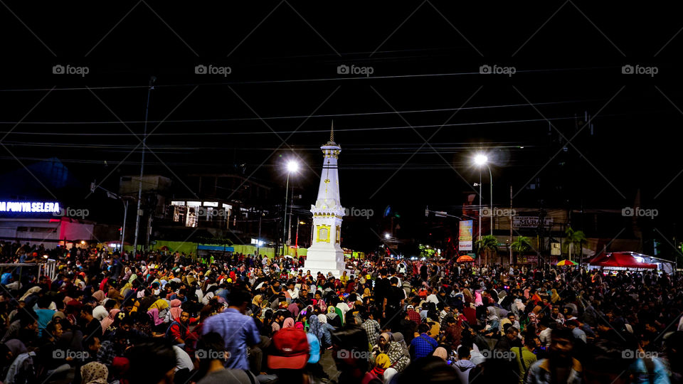 suasana Tahun Baru Di Tugu Yogyakarta