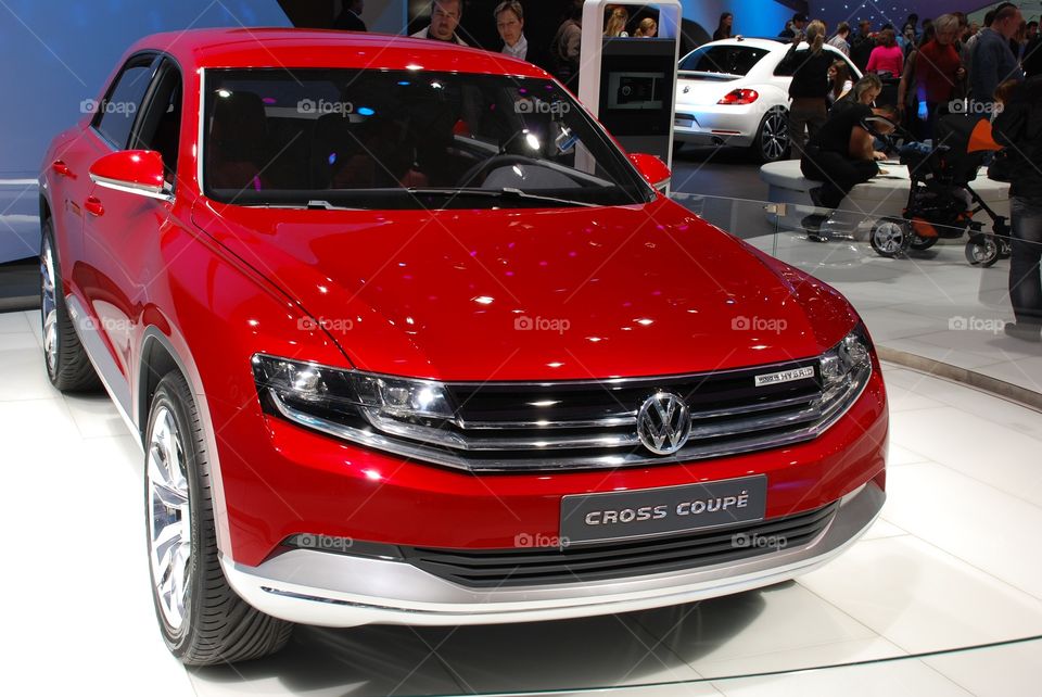 Московский автосалон представил vw