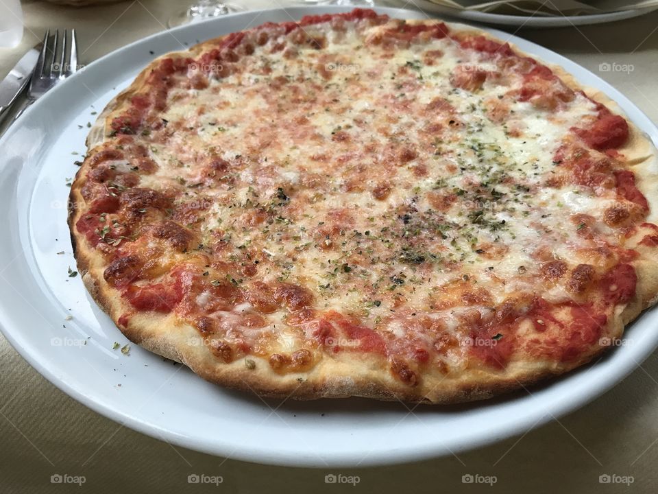 Authentic Italian pizza margarita.