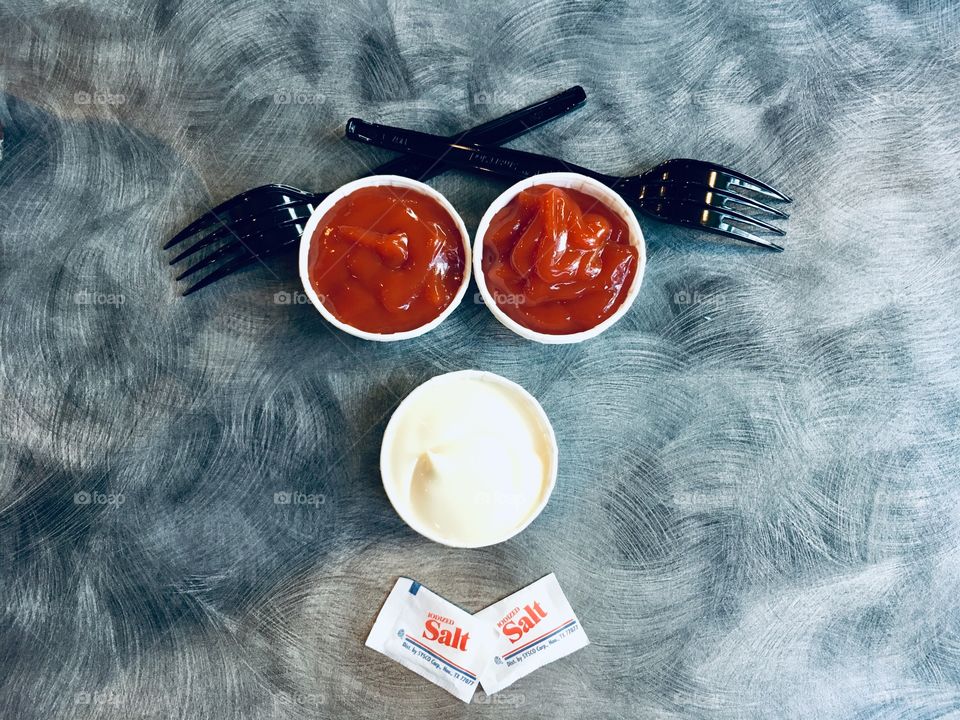 What happens when I’m bored and waiting for food 😂