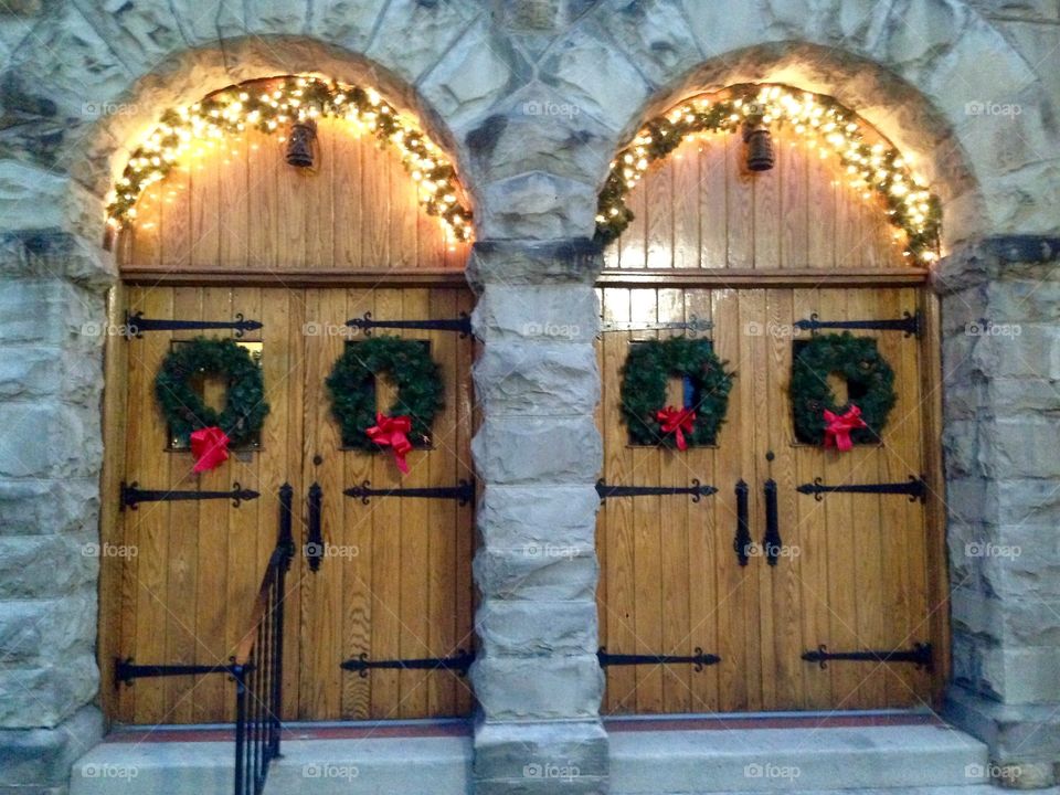Ligonier church doors at Christmas
