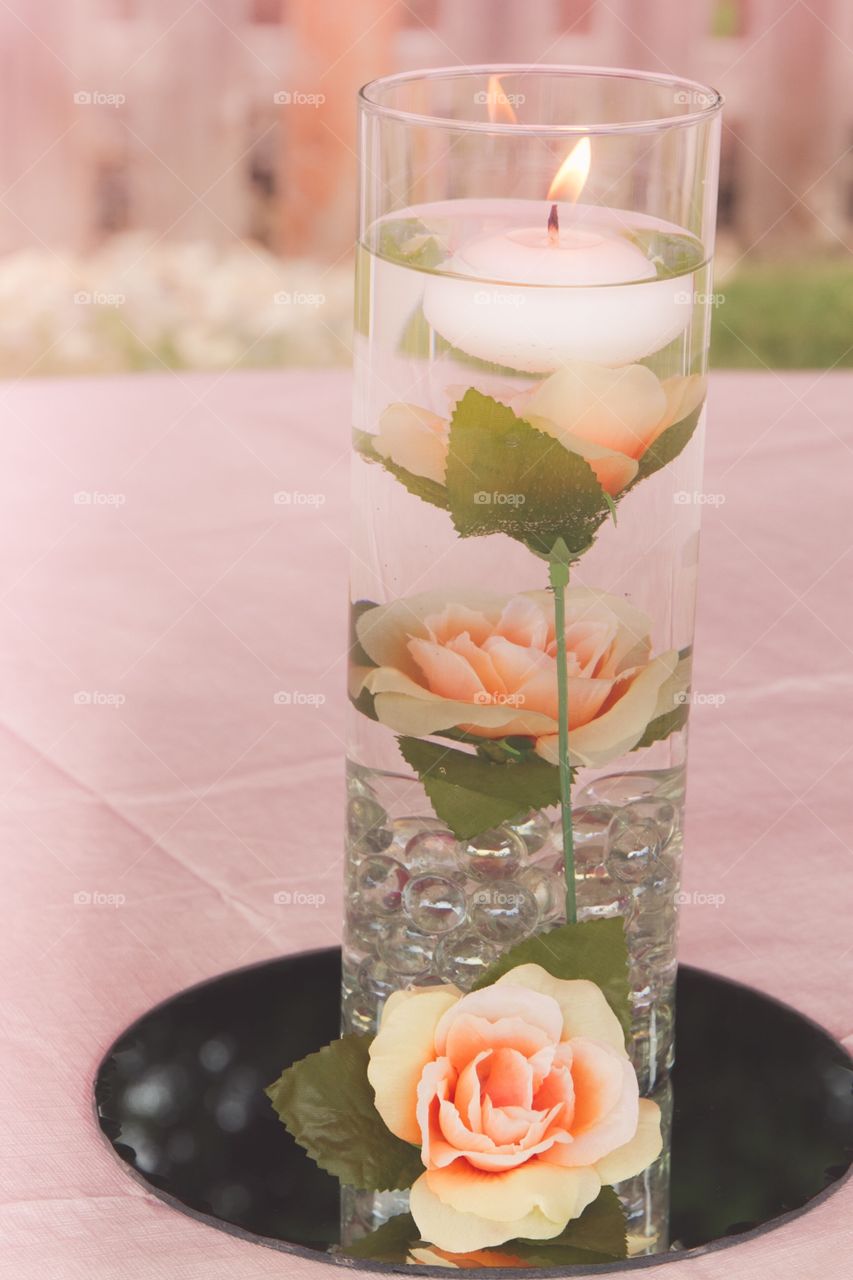 Floating candle