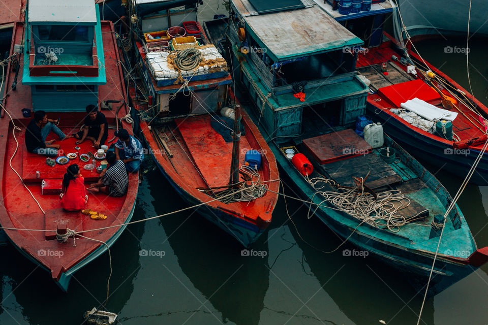 ships on the dock