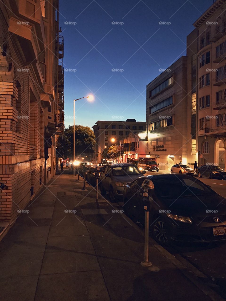 San Francisco's Nob Hill at night