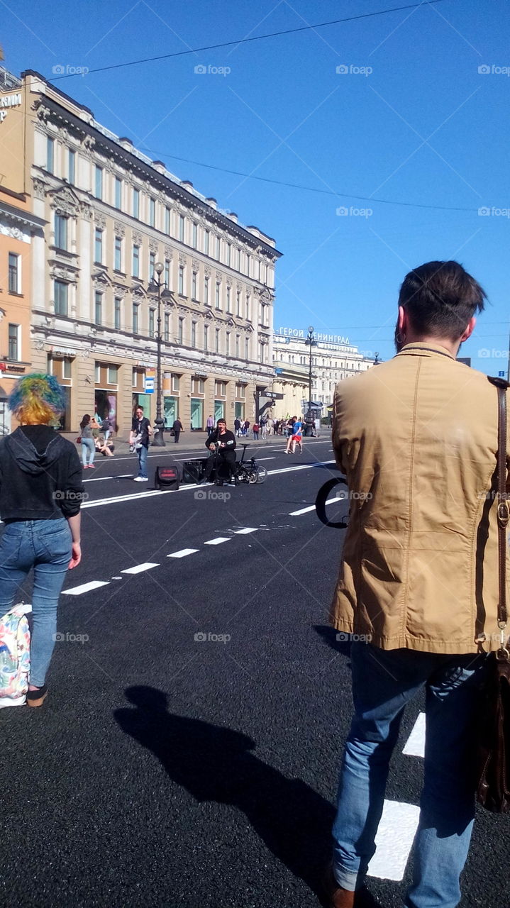 Street musicians. Saint Petersburg, Nevsky prospect.