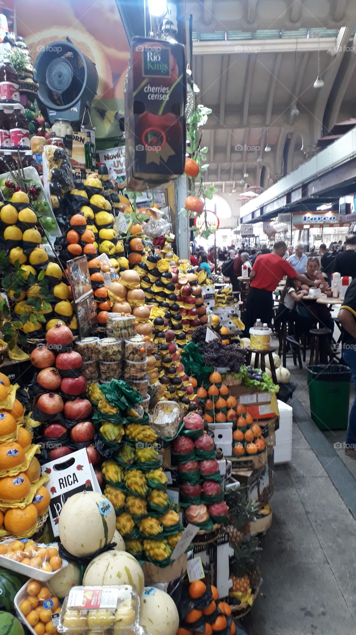Mercado Municipal de São com suas diversidades de frutas e muitas especiarias. 
fedepropria1010@gmail.com
