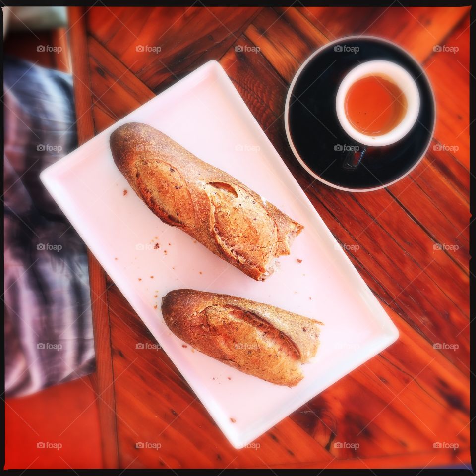 Espresso and baguette 