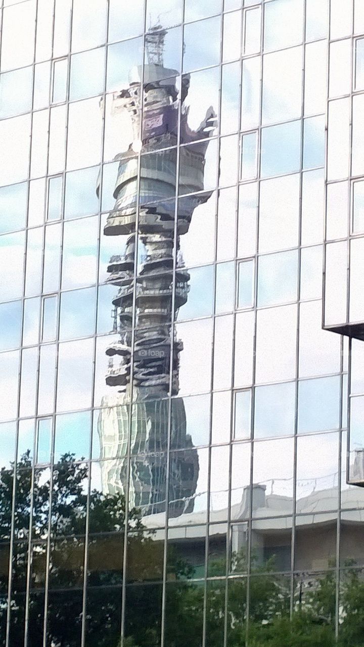 united kingdom london monument / landmark bt tower by skazza