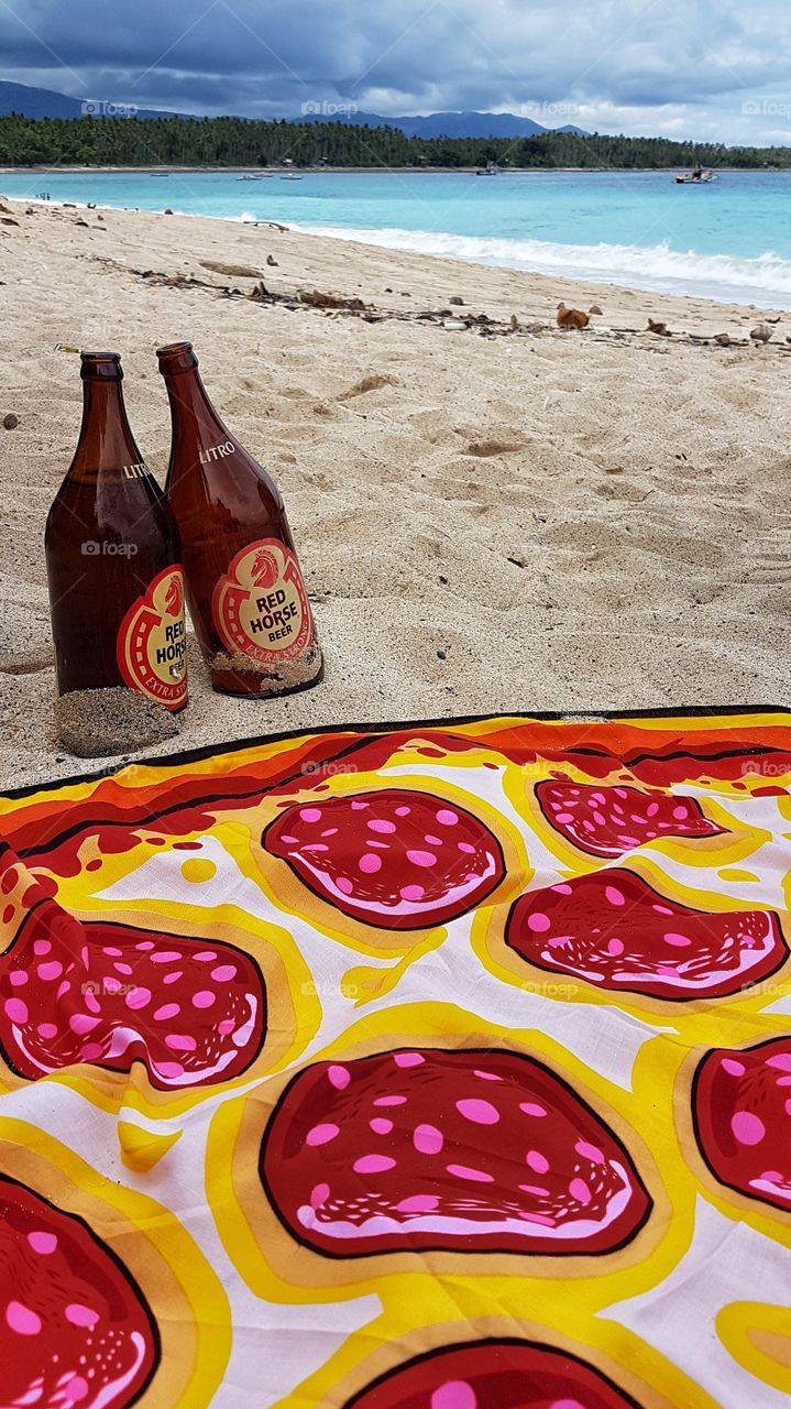 pizza, beer and the beach