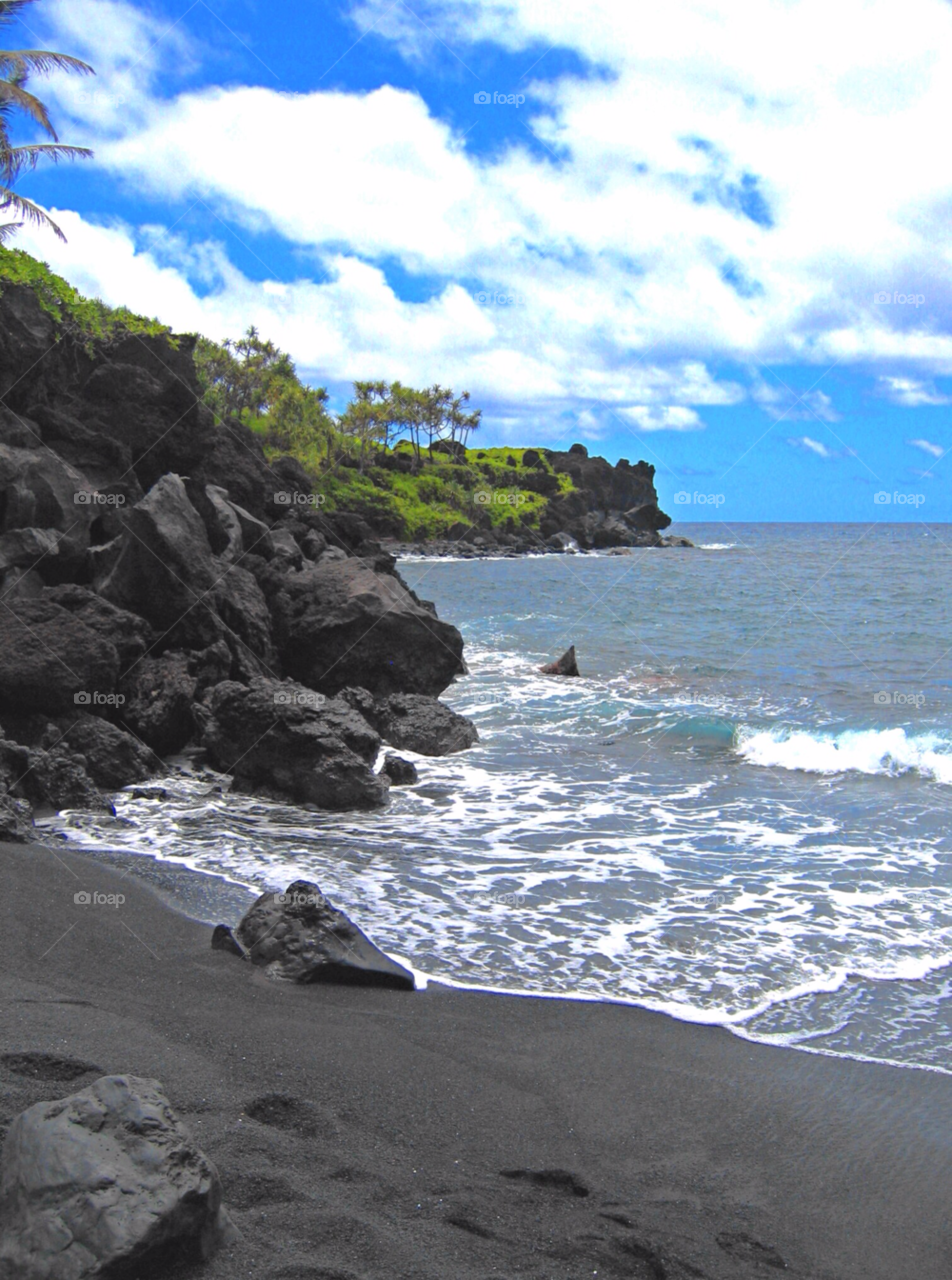 black sand beach maui beach ocean green by stevehardley7
