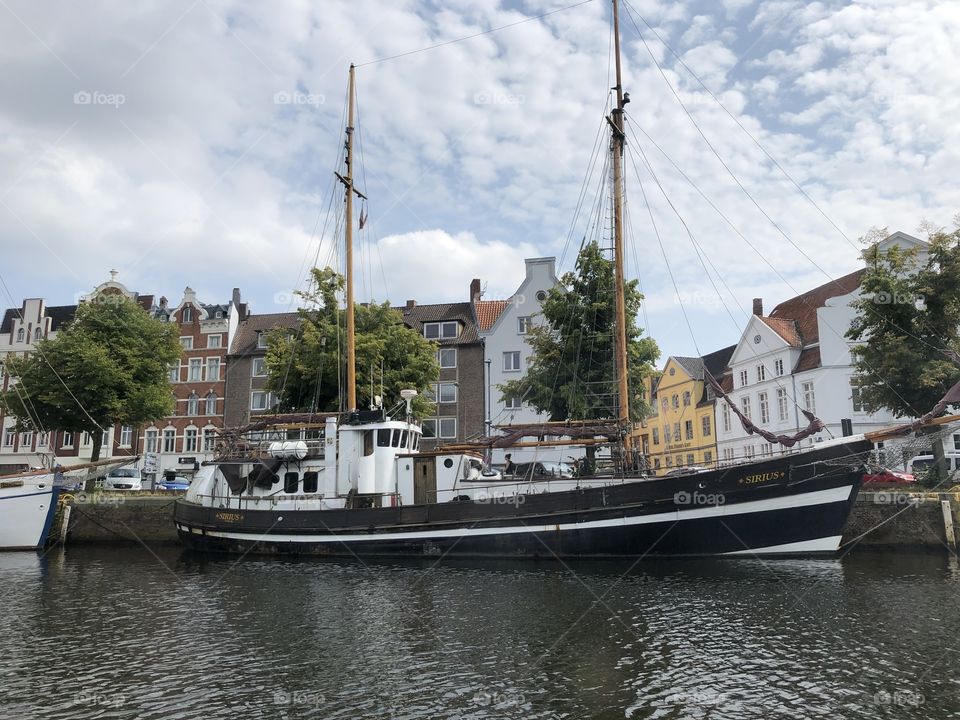 Schiff in Lübeck 