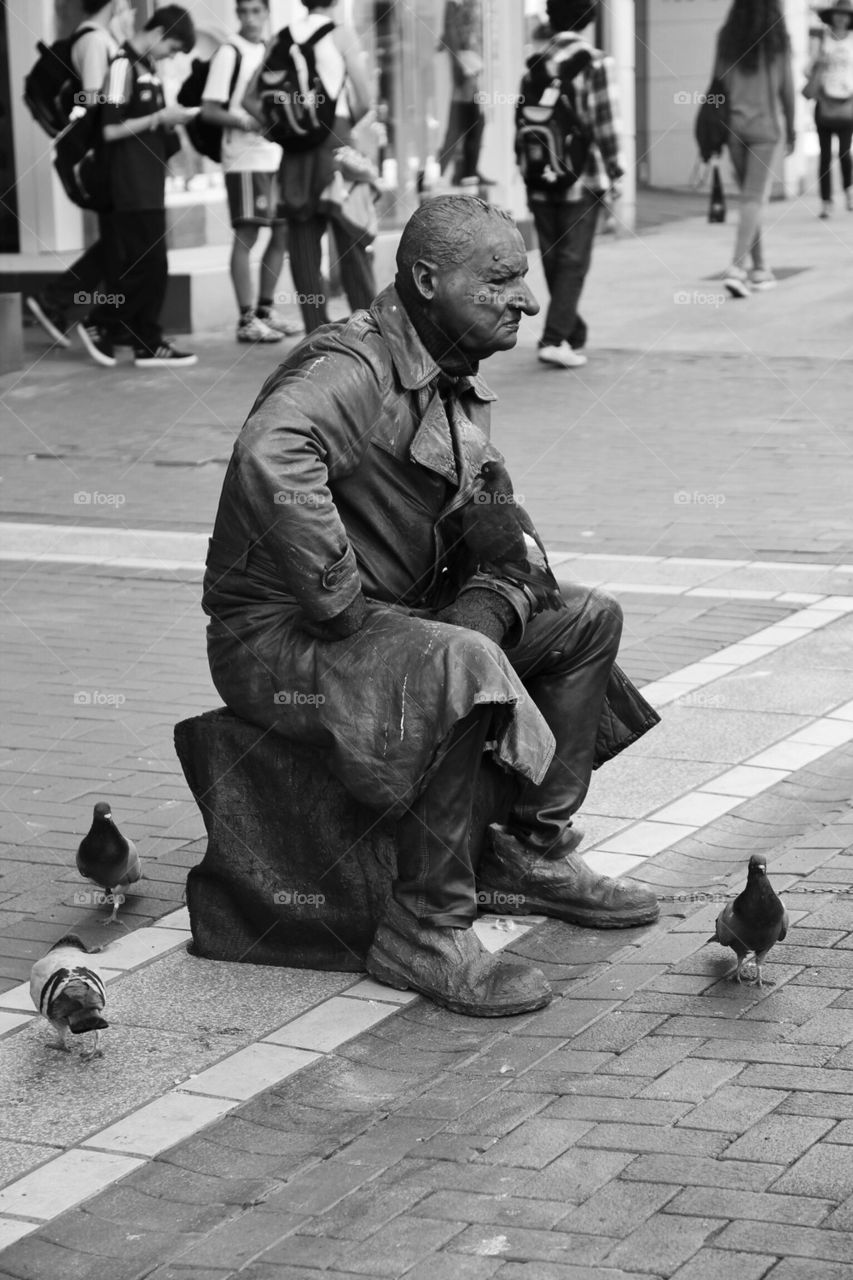 Artist in Dublin bw