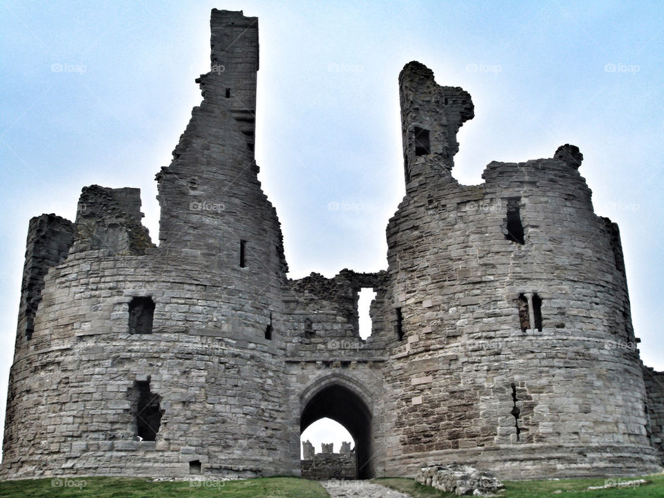 DUNSTANBURGH CASTLE