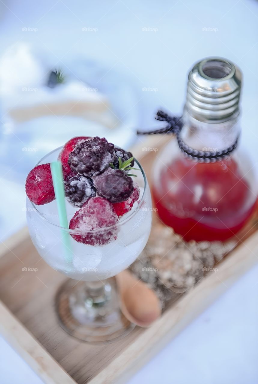 Cherry and Mumberry on Ice