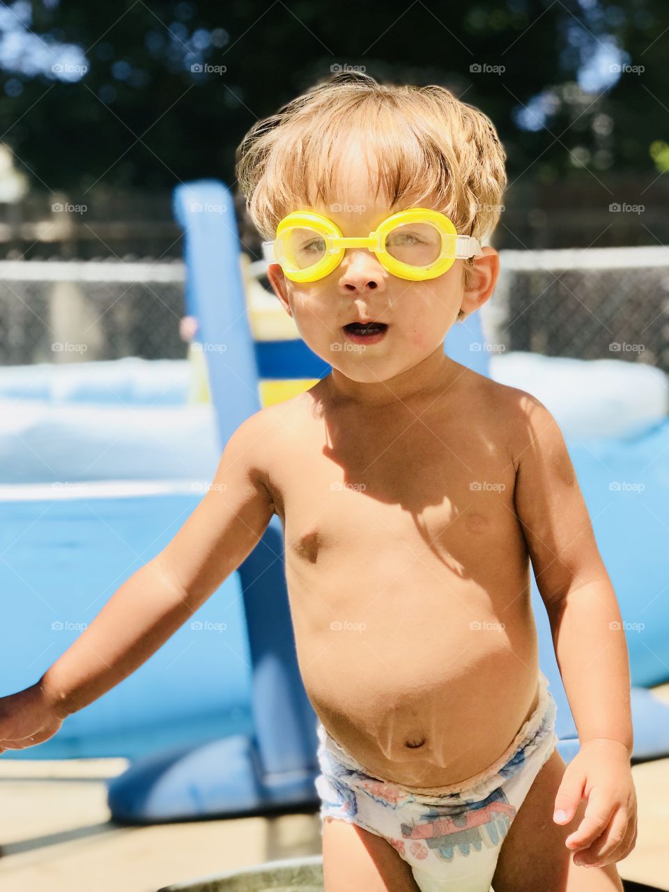 Enjoy the June with the goggles