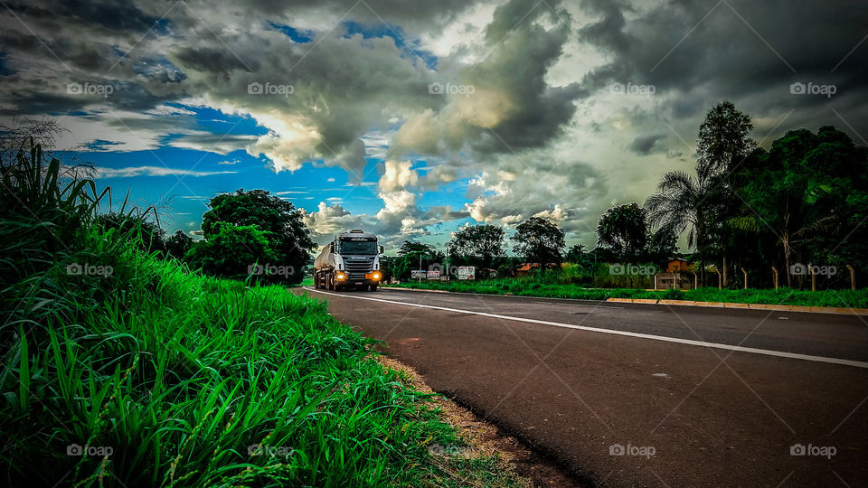 caminhão, paisagem, viagem, asfalto, pista, rodovia, céu azul, nuvens