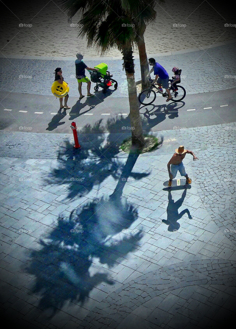 Having fun, walking and biking at the beach