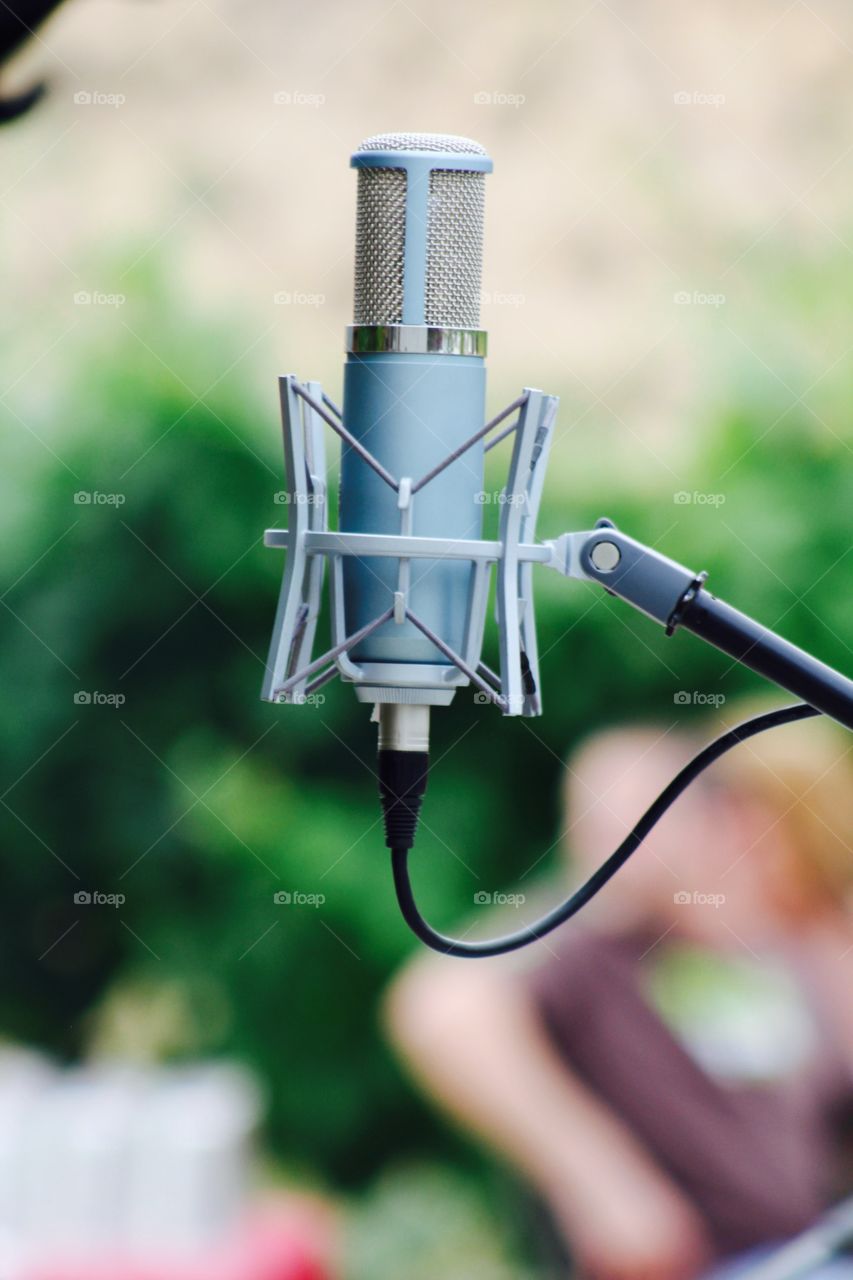 Microphone 3