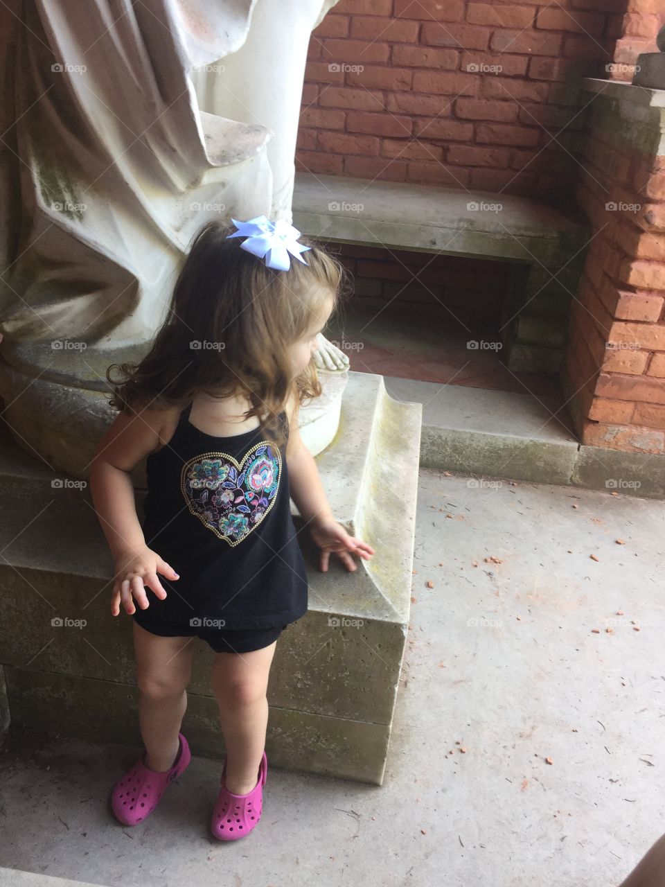 she’s looking so dramatic