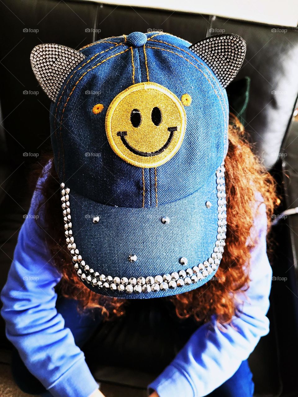 happy face hat for girl