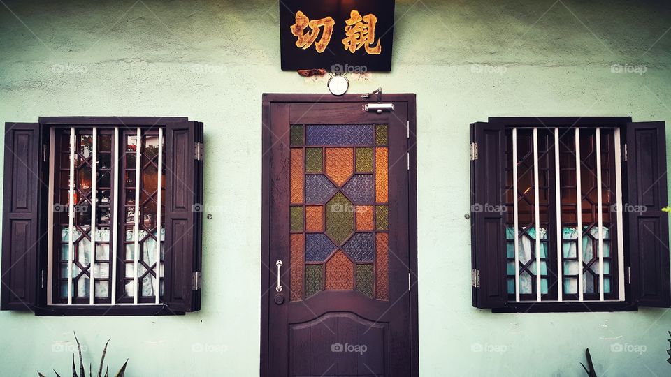 Chinese door