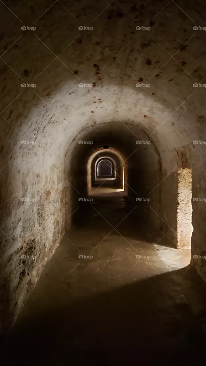 Tunnel