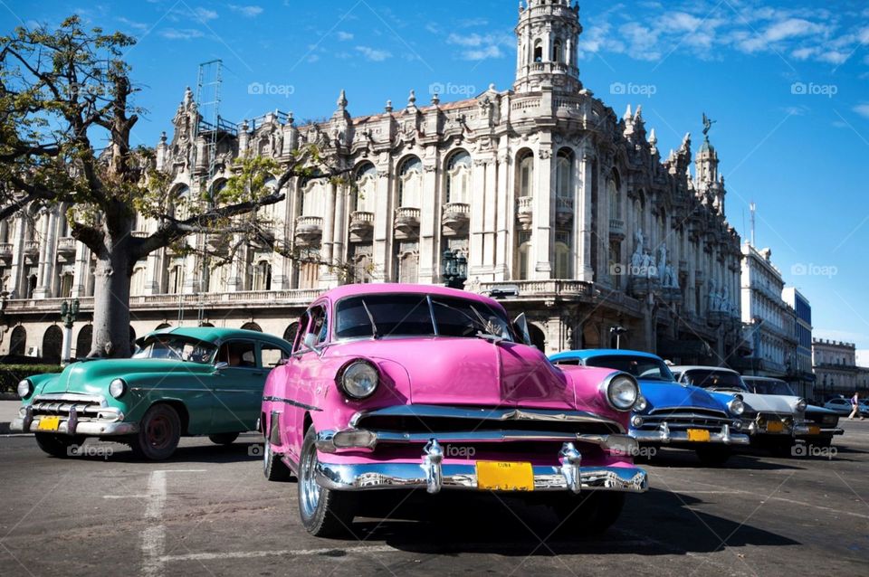 taxis .  La Habana