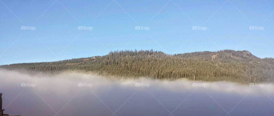 Above the Clouds. Snoqualmie Pass Interstate 90 Washington State