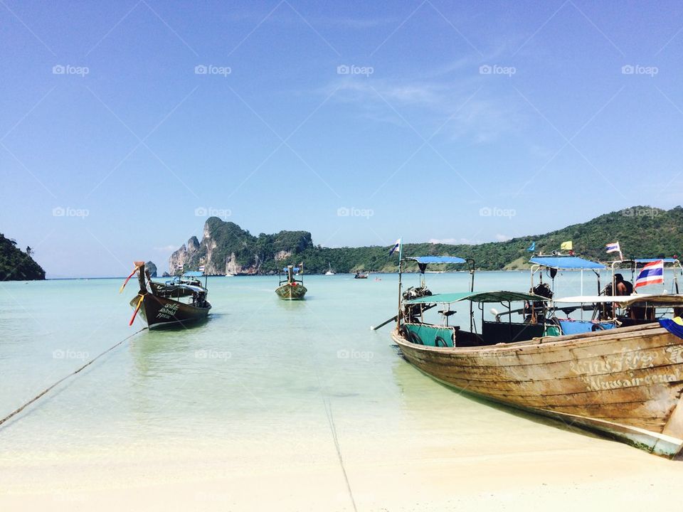 Phi phi island