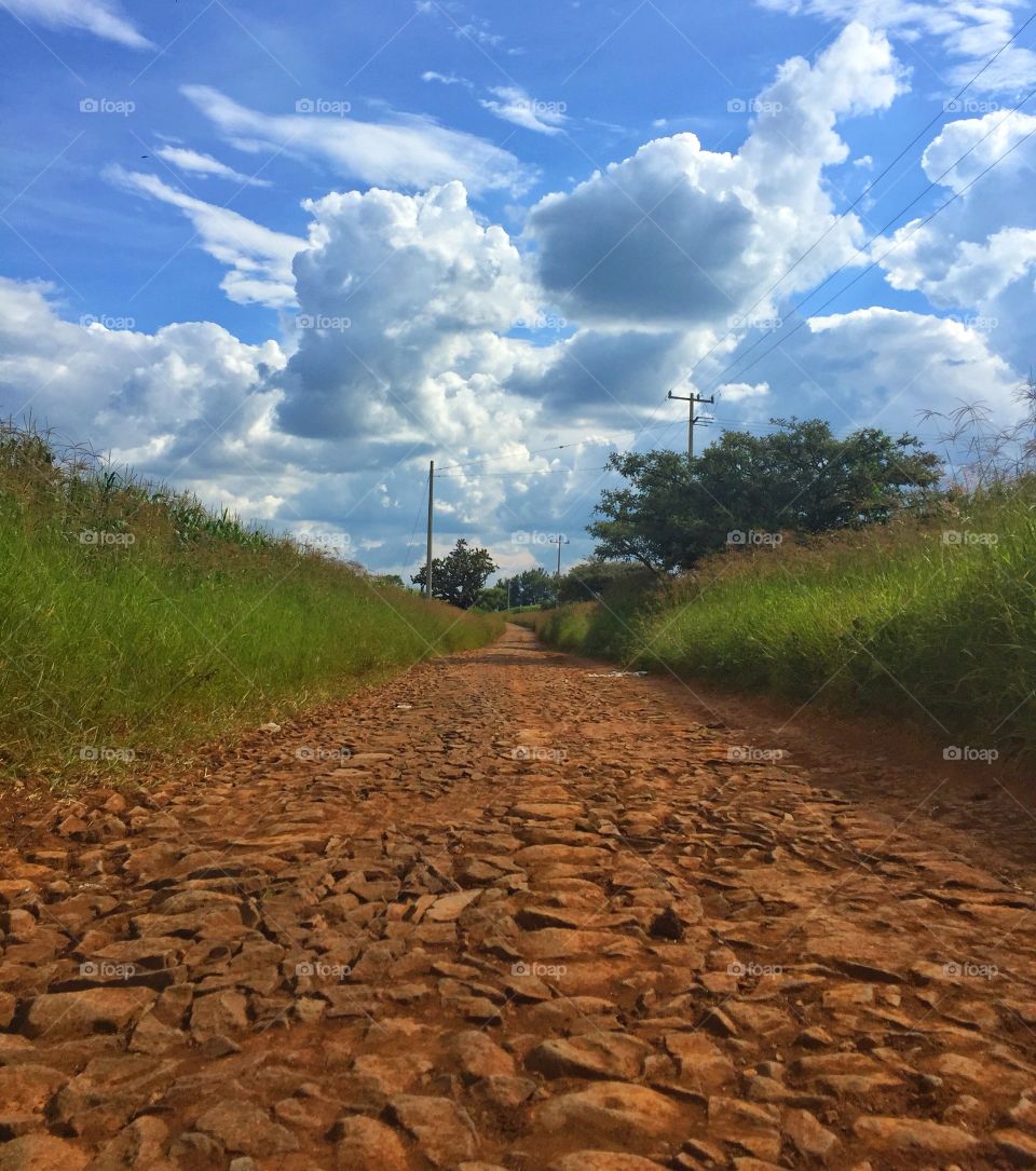 Cobble stone road