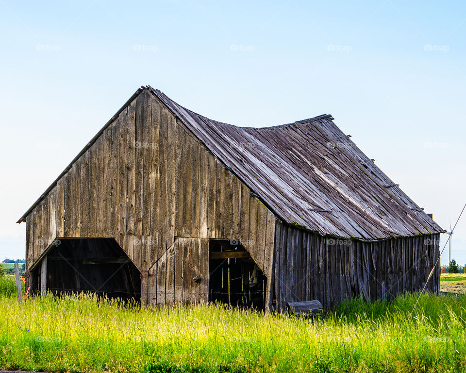 Tired Old Barn