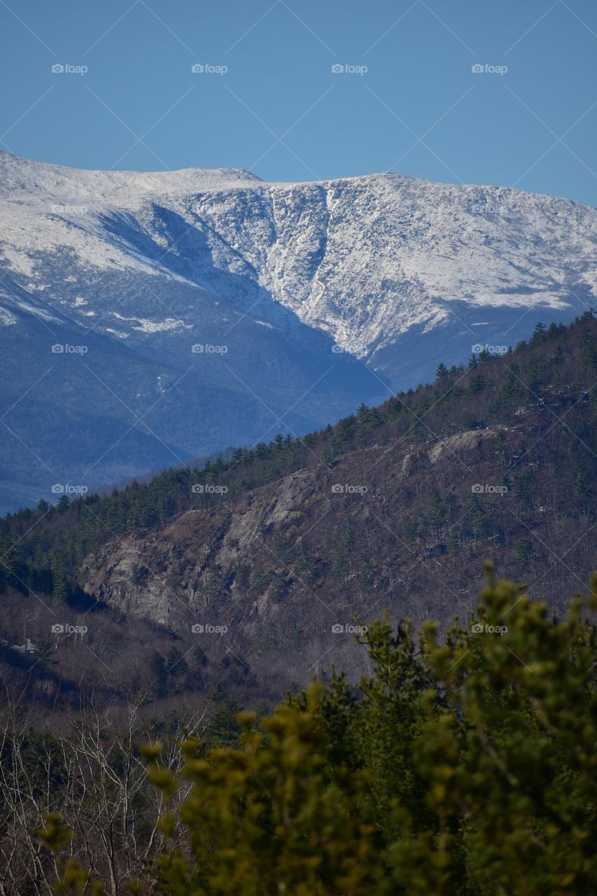 That mountain view is just so spectacular 