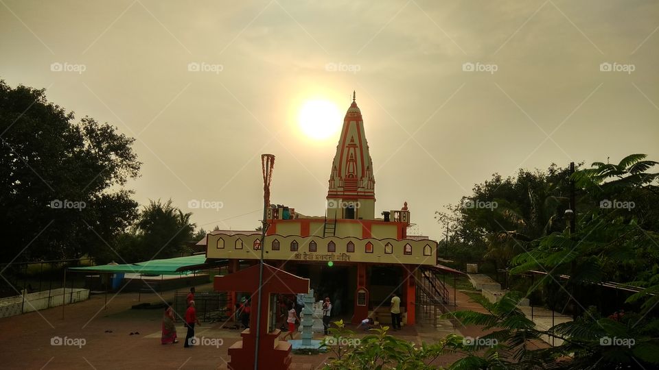 Sh ri Devi Bhagvati Mandir