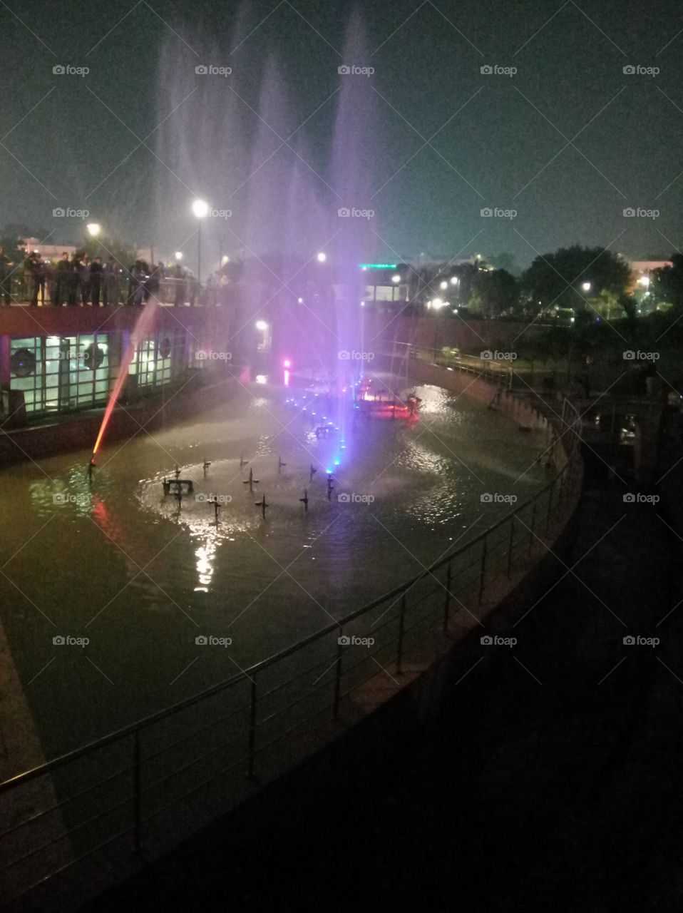 the fountain show