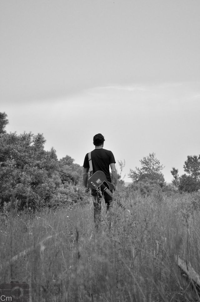 Guitar walk