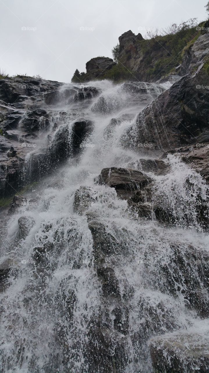 #waterfall #montain #cold #fog #nature #transfagarasan #road #romania #lovemycountry #relaxation #soundofwater #freshair #freedom #placetobe #beautifullview
