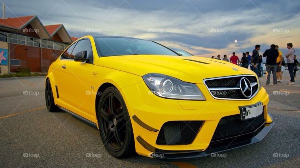 Yellow c63
