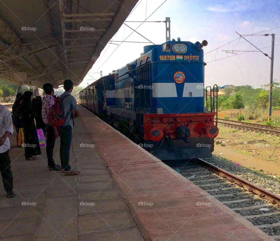 train platform 