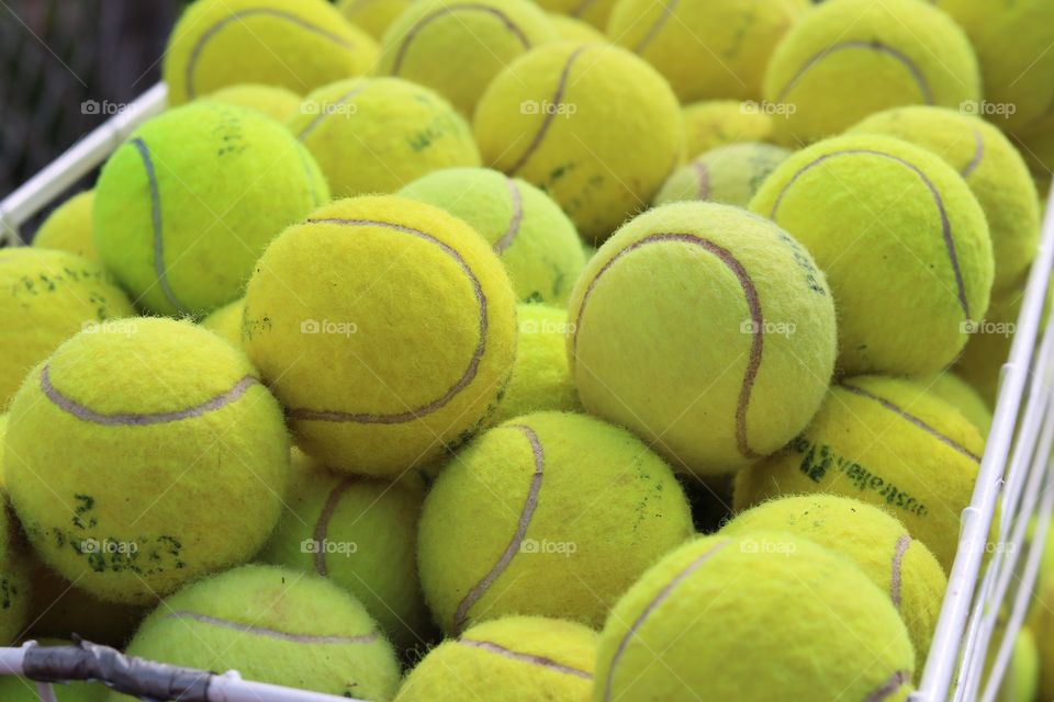 Tennis balls