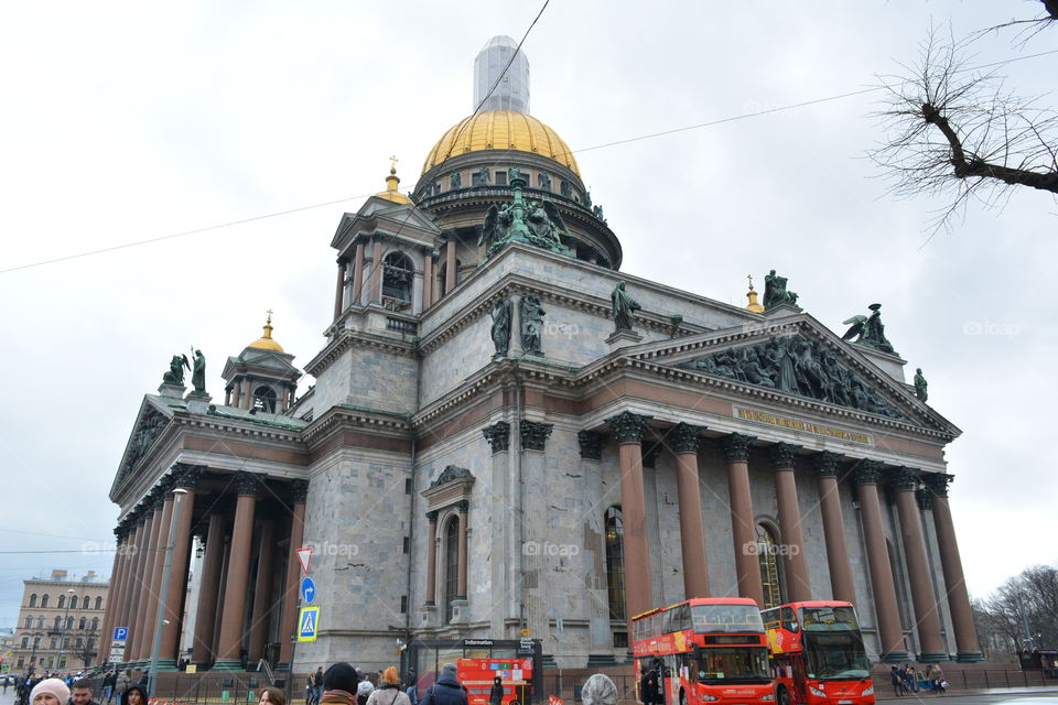Saint-Petersburg