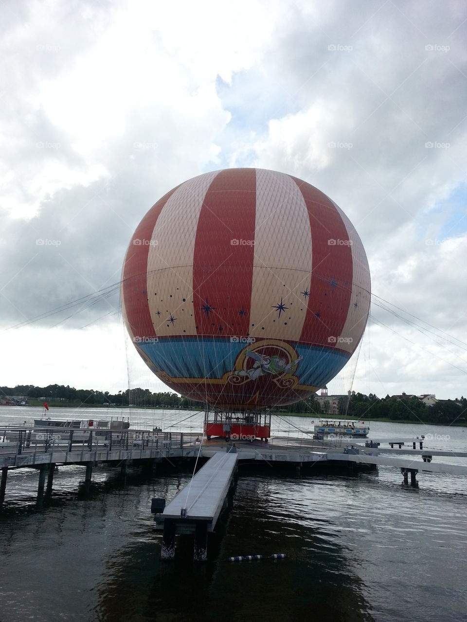 giant helium balloon