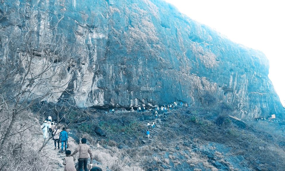 Road trip with friends at Harishchandra fort