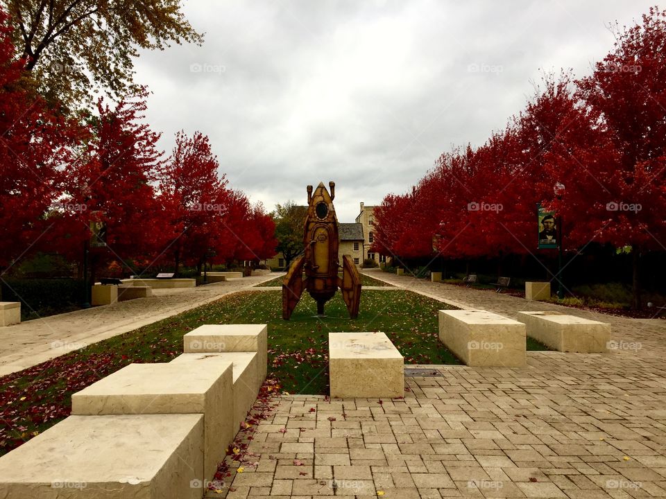 Spaceship at river walk 